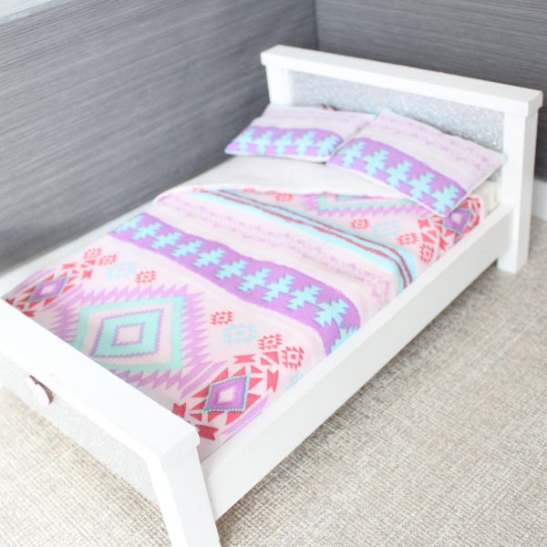 Doll Bedding Set Modern – Fits Barbie Sized Dolls and Blythe